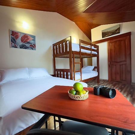Brisas Del Rio Hotel Mindo Eksteriør billede
